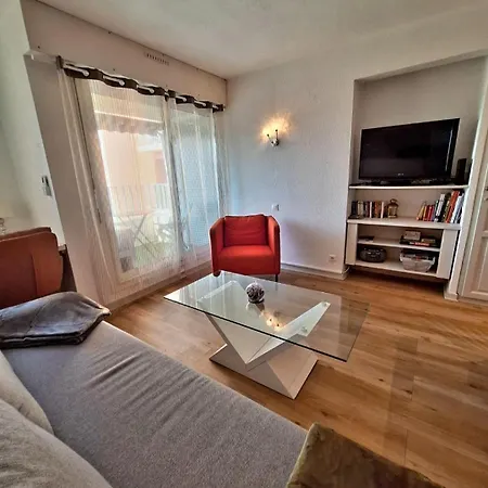 公寓 Superbe Climatise, Avec Piscine, Proche Des Commerces Et Du Port